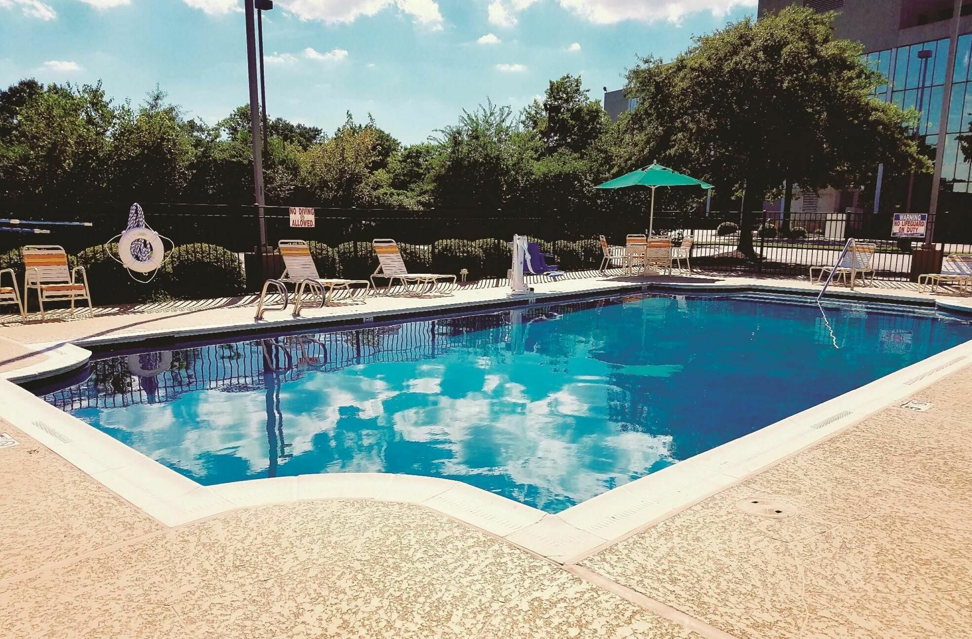 La Quinta Inn By Wyndham Norfolk Virginia Beach Esterno foto